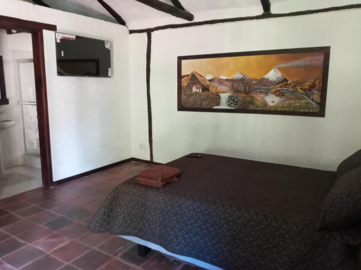 Вилла Quinta Los Eucaliptos Кито Экстерьер фото