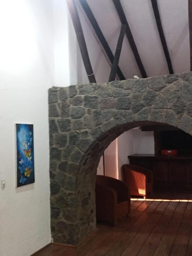 Вилла Quinta Los Eucaliptos Кито Экстерьер фото