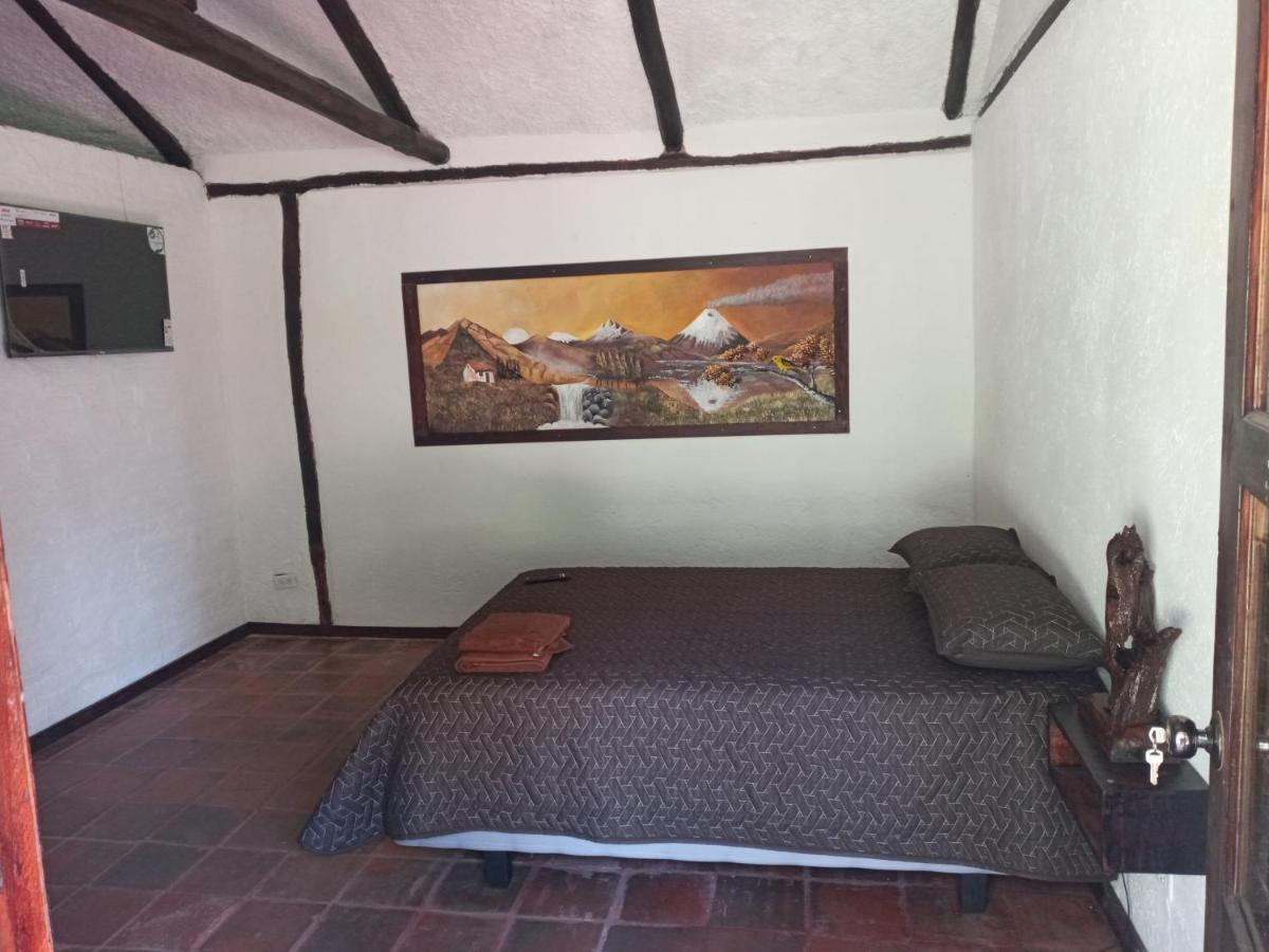 Вилла Quinta Los Eucaliptos Кито Экстерьер фото