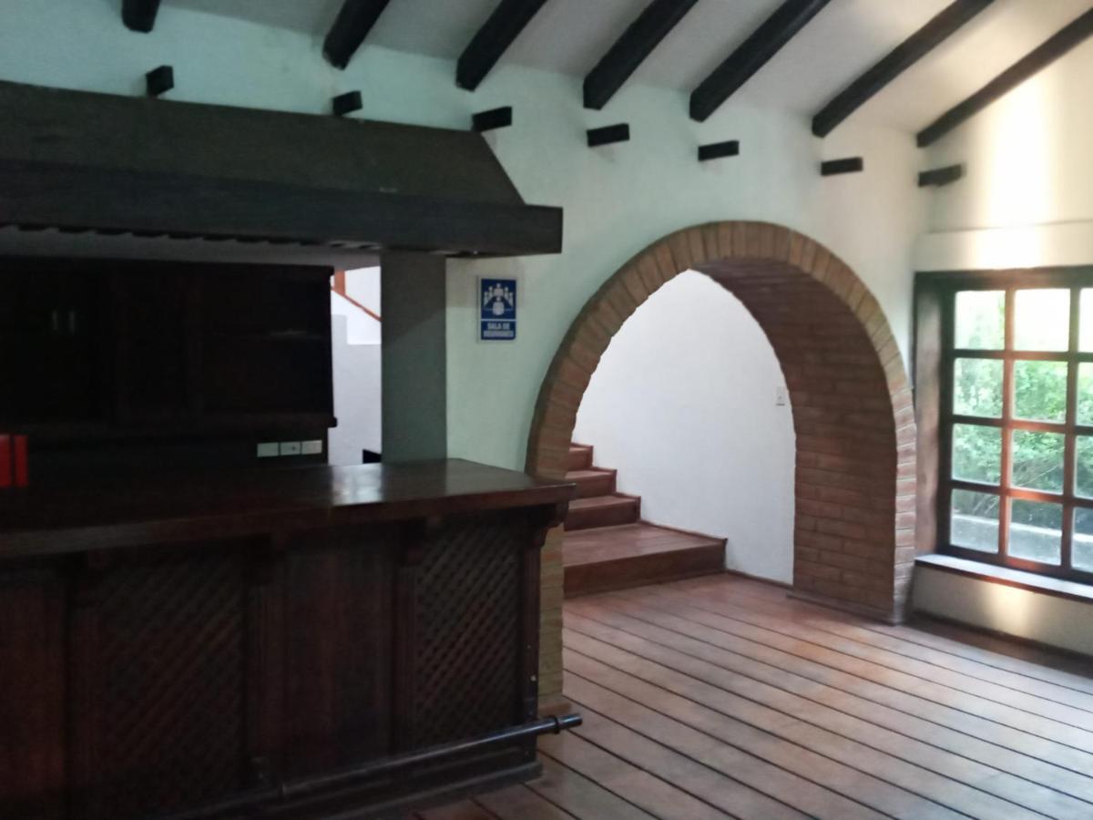 Вилла Quinta Los Eucaliptos Кито Экстерьер фото