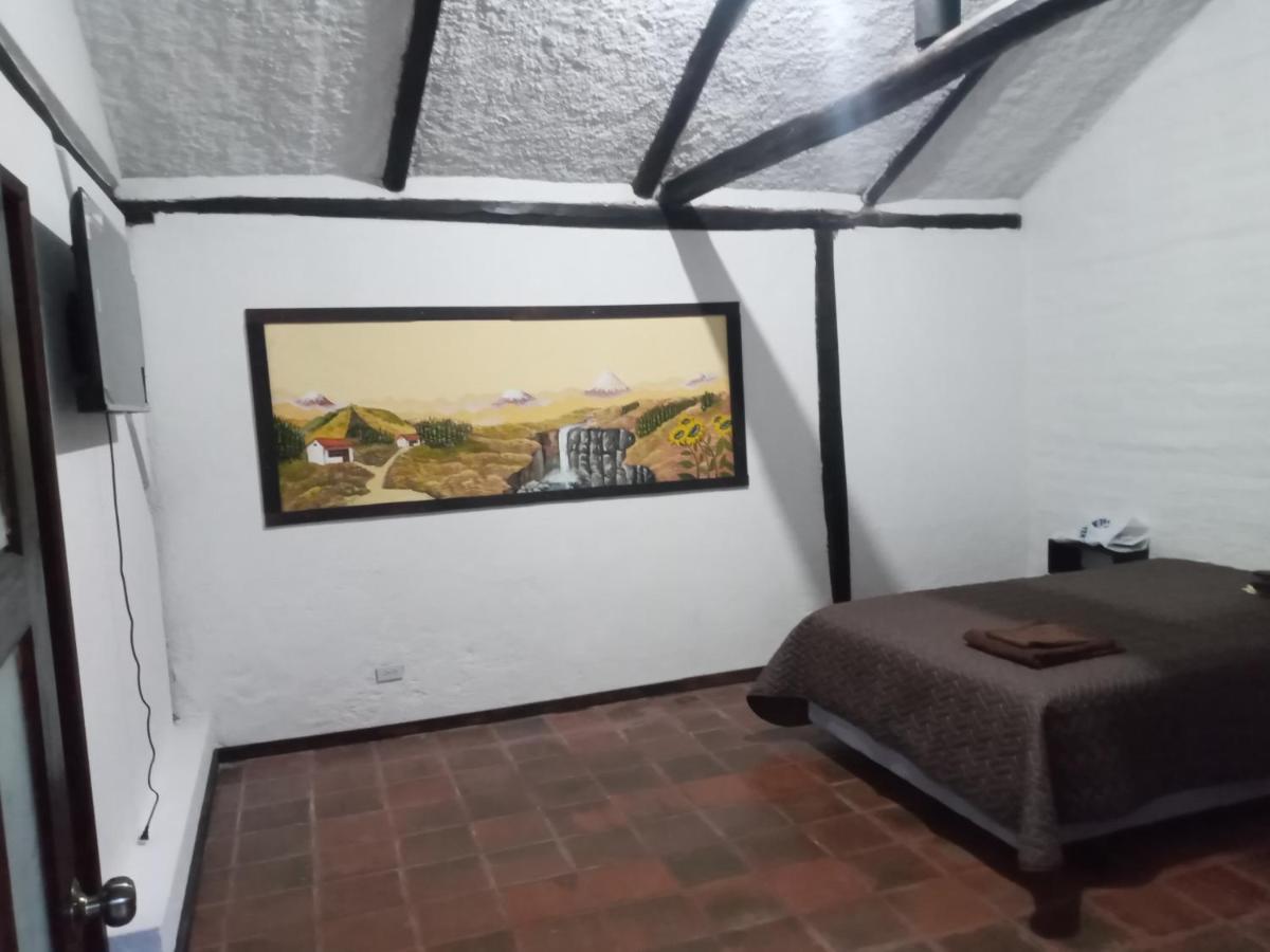 Вилла Quinta Los Eucaliptos Кито Экстерьер фото